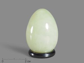 Яйцо из светлого нефрита, 4,3х3,1 см