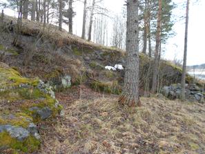 Старинная каменоломня Нукутталахти по добыче плагиогранитов (сердопольских гранитов)